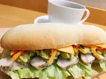 チキン＆アボカド（オリジナルサンドイッチ CAFE GEEK）