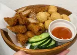 ベトナムのネムチュア揚げと魚だんご揚げセット(bui tapioca warabi)