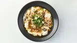 【丼ぶり】白 「鶏肉とキノコのうま塩麻婆豆腐」花椒の香り Tasty Salted Mopo Tofu Rice Bowl（麻婆豆腐TOKYO 名古屋店）