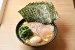 【全部のせ】特上ラーメン（横浜家系ラーメンあおき）
