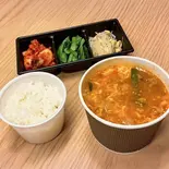 和牛カルビクッパ（焼肉 俐輔）