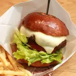モッツァレラバーガー（STADIUM CAFE）