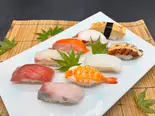 寿司盛合せ(月)1人前 Assorted sushi (tsuki) for 1 person（寿司・海鮮丼 がんこ 尼崎店）
