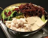 和牛もつ鍋 2人前 Wagyu Motsu Nabe for 2（焼き鳥 お持ち帰り専門店 すがもと）