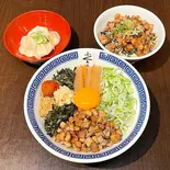 からみそまぜそば+チャーシュー丼+水餃子（からみそラーメンふくろう 伏見納屋橋店）