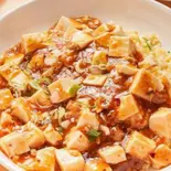 麻婆豆腐あんかけチャーハン/麻婆盖炒饭 Mapo Tofu in Starchy Sauce on Fried Rice（中華料理 とらの子）