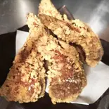 手羽先塩にんにくから揚げ(1本)(居酒屋栄ちゃん)