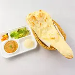 ダル(豆)カレーセット [BOX- DAL CURRY SET]（アジト 大宮店）