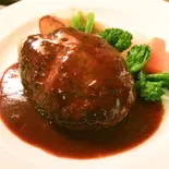 ランチタイム限定ハンバーグ デミグラスソース ライス付（キッチンロックポット）