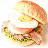 ベーコンエッグバーガー Bacon & Egg Burger(Jami Jami Burger森野店)