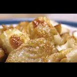 鶏かわ 塩焼(焼鶏屋 太陽と大地)