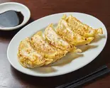 手作り大餃子 Handmade Jumbo Gyoza Dumplings（博多ラーメン長浜や青物横丁店）