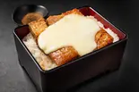 (竹)台湾豚亭卵敷なしチーズのせ (Special) Taiwanese Tontei Cheese Topping Without Egg（〈ごはん特盛まで無料〉豚亭 弘明寺店）