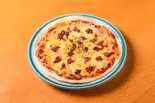 コンビーフのピザ（何駄感駄）