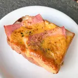 ハムとチーズのクロックムッシュ(the day BAKES)