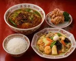八宝菜定食(中華料理 来宝亭)