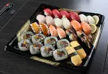おまかせ握り20貫と海鮮巻きのセット（魚河岸のすしえびす 西代店）