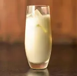 ラッシー LASSI（インド料理シュプリームキッチンアンドバー）