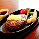 とろ～りチーズ牛タンハンバーグ(150g)（牛タンハンバーグレストラン FAR）