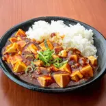 マーボー豆腐丼（魯肉飯が人気！台北飯店 Taipeihanten）