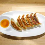ギョーザ6個 タレ付(勝浦タンタンメン 奥さわ 野毛店)