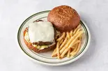 モッツァレラチーズバーガー（THE BURGER SHOP do）