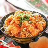 大分名物『とり天丼』(丼ぶり・唐揚げ専門店【まんまん】)
