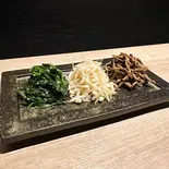 ナムルの盛り合わせ(焼肉よいん)