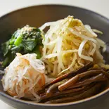 ナムルの盛り合わせ（炭火焼肉たけのうち本店）