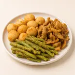 揚げ物三種盛り合わせ（台湾木片弁当）