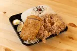 1キロからあげ＆とんかつ弁当（デカ盛り弁当はるき北大前店）