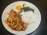 ダッカルビ丼 닭갈비덮밥 Spicy chicken With Rice(韓国料理ナジミキンパ)