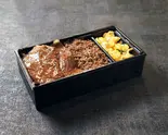和牛サーロインと牛そぼろ弁当（俺の焼肉 銀座9丁目）