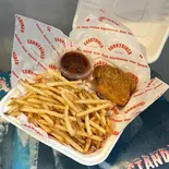 フライドチキン＆ポテトBOX  Fried Chicken ＆ Fries Box（SUNNYDINER 六本木店）