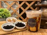 黒糖ミルクティー（Taiwan＆Vietnam Cafe BLACK BREW 玉造駅前店）
