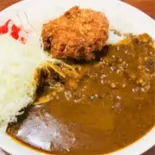 自家製メンチカツカレー（居酒屋大学）