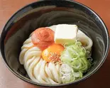 明太釜玉バターうどん(温)（はなび アイガーデンテラス）
