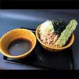 ちくわ天ポーク肉そば Chikuwa Tempura Pork Soba（なぜ蕎麦にラー油を入れるのか。 西武新宿店）