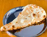 ガーリックナン/Garlic Nan（RAJA Nepali Indian Restaurant）