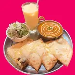 にんき チーズなん セット(Ninki cheese nan sate（インドネパールレストランCHANDRAMA）