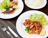 (5)(12)チキンガーリックとサーロインステーキ盛り合わせ Garlic Chicken ＆ Sirloin Steak Platter（キッチンきむら）