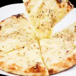 チーズナン Cheese nan(36 SPICES INDIAN RESTAURANT)