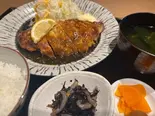 国産豚ロースソテー弁当（めし道楽 練馬南口店）
