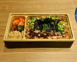 和牛切り落とし肉飯（牛海道）