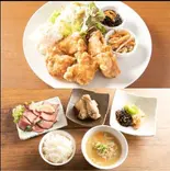 からあげ【豚汁/選べる一品/ごはんセット】（和洋レストラン 岩崎）