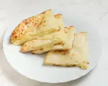 チーズナン（だるま食堂）
