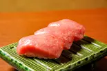 大トロの握り（宮益坂下酒場）