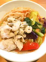 魚介と肉のマーラータン(極太の薬膳スープ春雨 頂マーラータン)