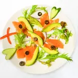 サーモンアボカドカルパッチョ Salmon avocado carpaccio（アジアンオーシャン）