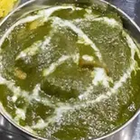 サグチキンカレー SAGU CHICKEN CURRY（シリーガネーシャ）